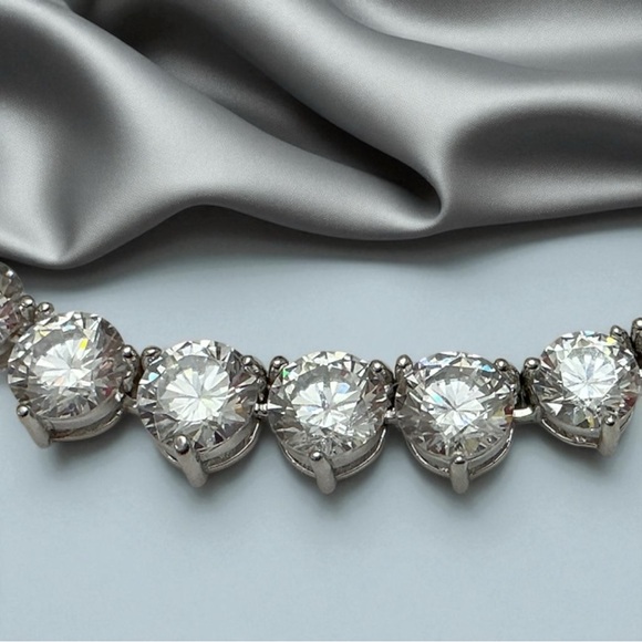 925 Tennis Necklace REAL Sterling Silver 18” Graduated Cubic Zirconia - Picture 10 of 11